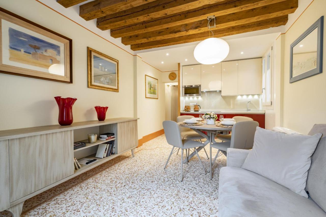 Apartmán Rialto Sant'Aponal Prestige By Wonderful Italy Benátky Exteriér fotografie