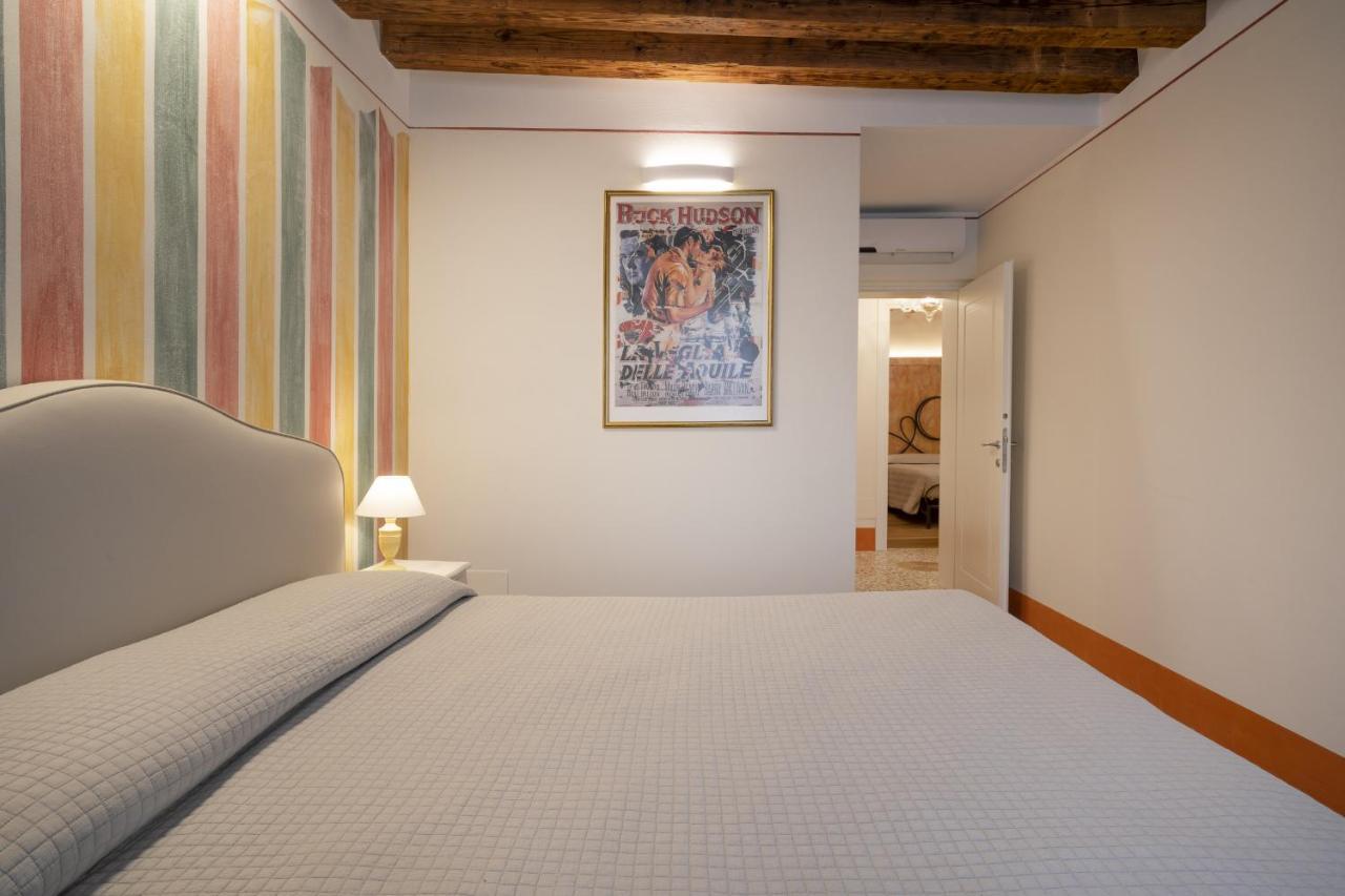 Apartmán Rialto Sant'Aponal Prestige By Wonderful Italy Benátky Exteriér fotografie