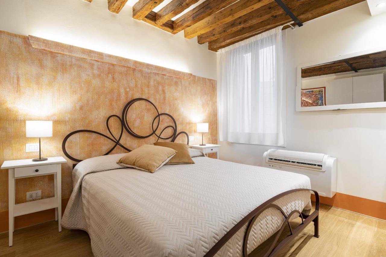 Apartmán Rialto Sant'Aponal Prestige By Wonderful Italy Benátky Exteriér fotografie