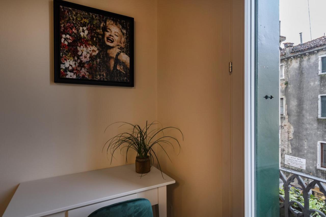 Apartmán Rialto Sant'Aponal Prestige By Wonderful Italy Benátky Exteriér fotografie