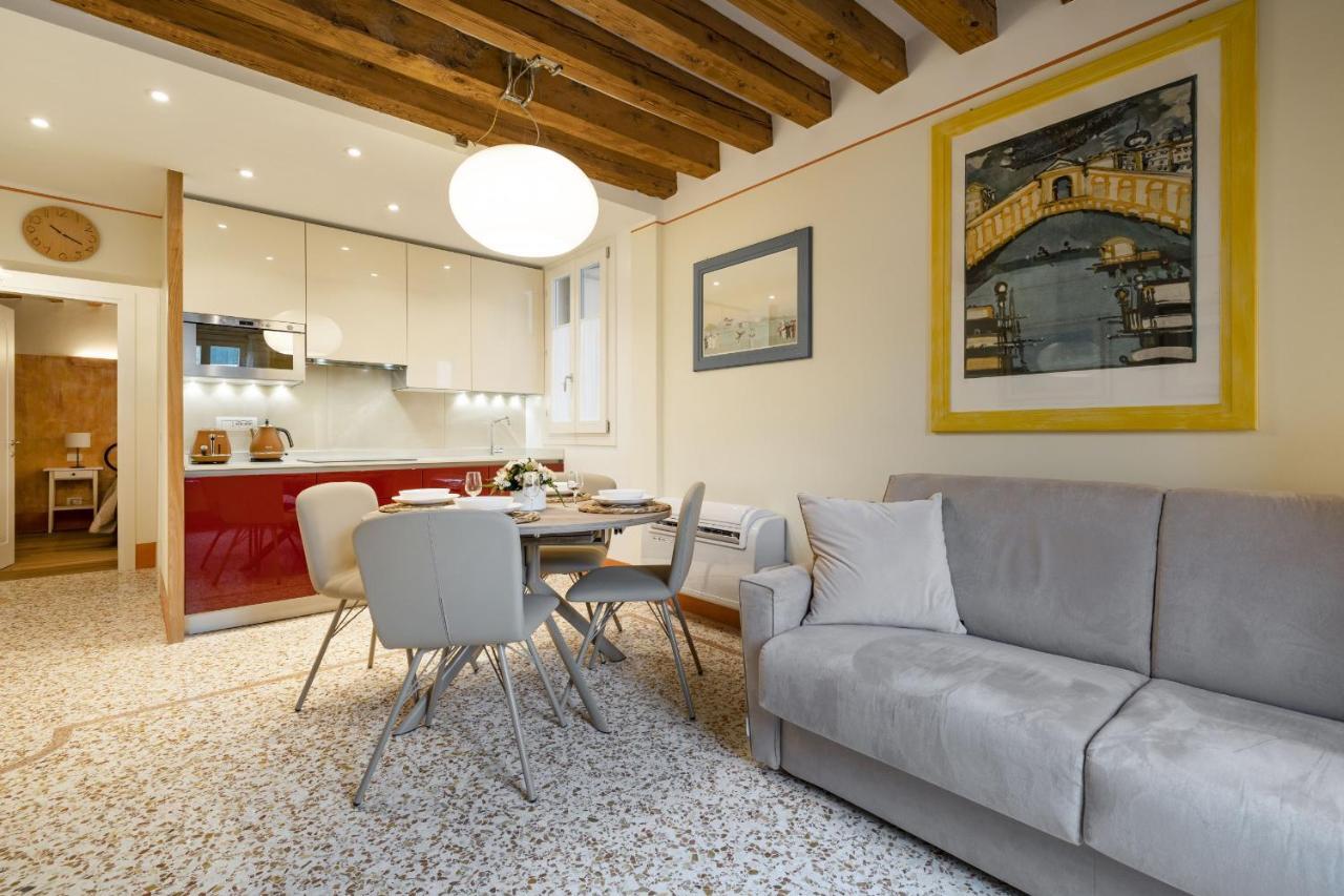 Apartmán Rialto Sant'Aponal Prestige By Wonderful Italy Benátky Exteriér fotografie